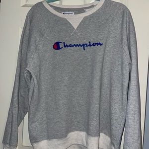 Champion Womens grey pullover XL